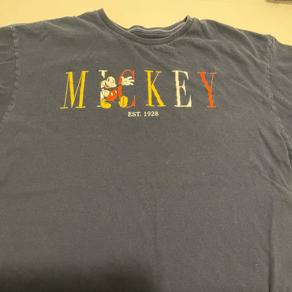Disney Brand Vintage Style Mickey Mouse Navy Blue Tee T-Shirt Size Large Unisex